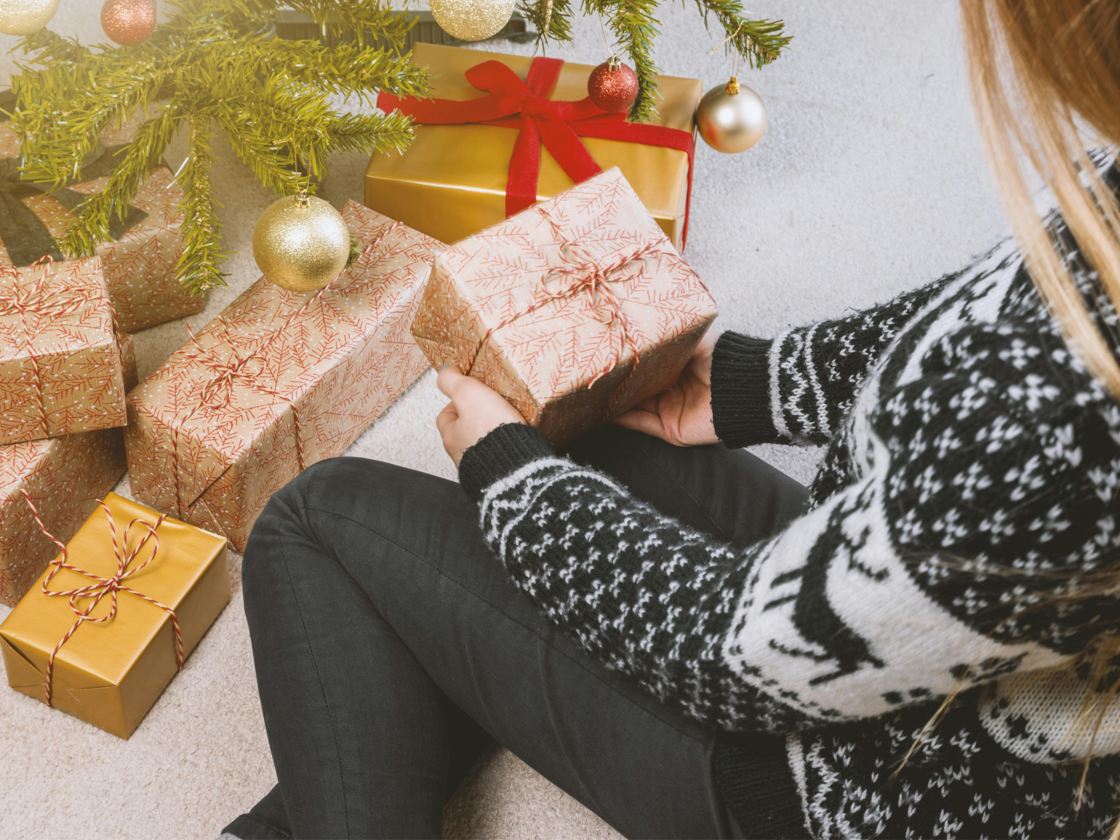 Weihnachts-Geschenk für ein Kind in Österreich