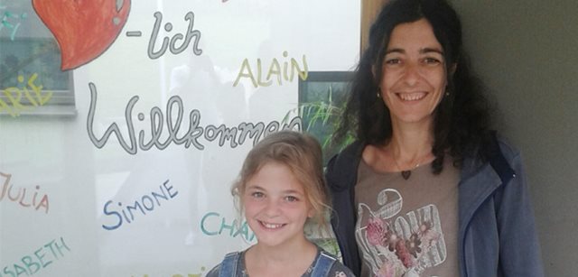 Mit Schlafanzug und Zahnbürste